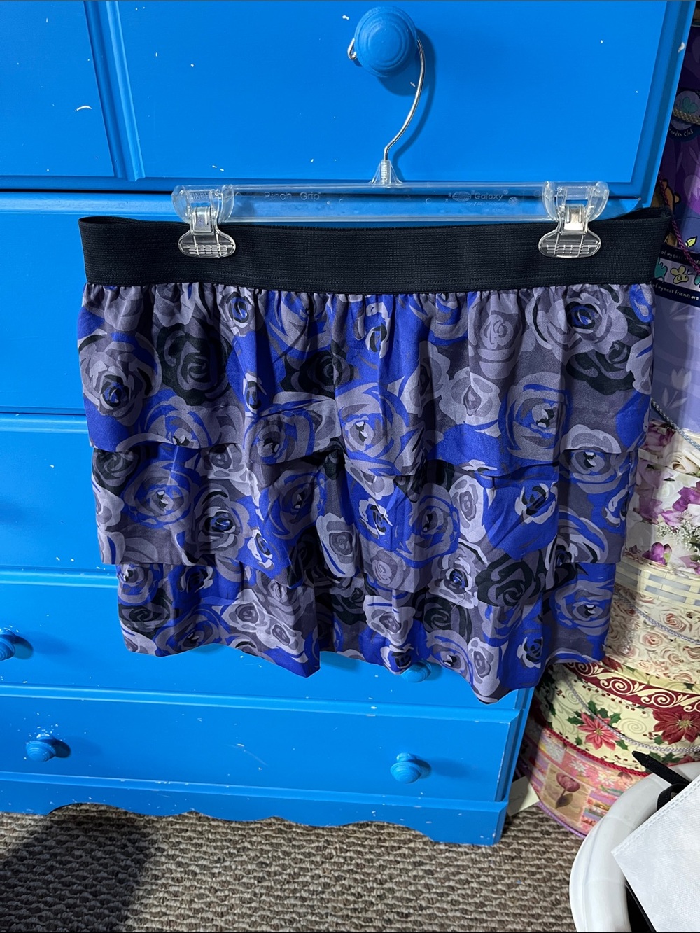 Banana Republic Blue & Gray Floral Tiered Skirt. Never worn
